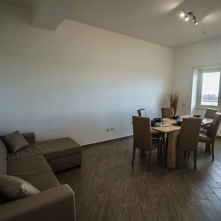 Apartment Tourist Apartment-la Casa Del Porto- Turistico *