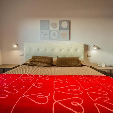 Tourist Apartment-la Casa Del Porto- Turistico Apartment Civitavecchia