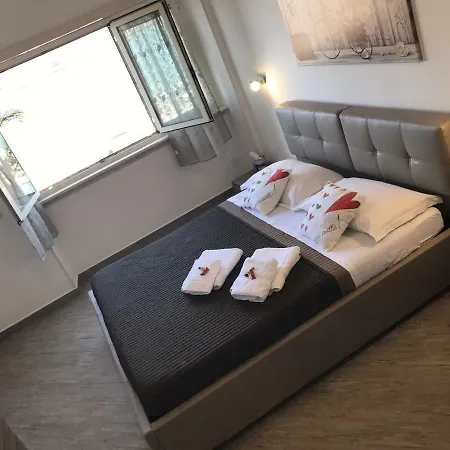 Apartment Tourist Apartment-la Casa Del Porto- Turistico