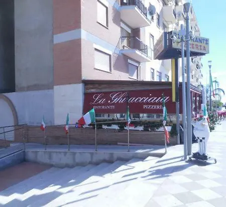 Tourist Apartment-la Casa Del Porto- Turistico Apartman